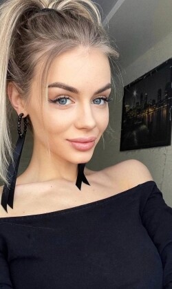 Лена Лена
