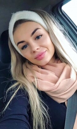 Лена Лена