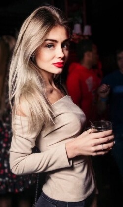 Лена Лена